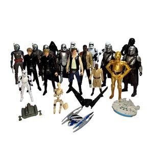 23 Piece Star Wars Action Figure Bundle Assorted Characters & Sizes